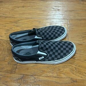 Men’s slip on vans